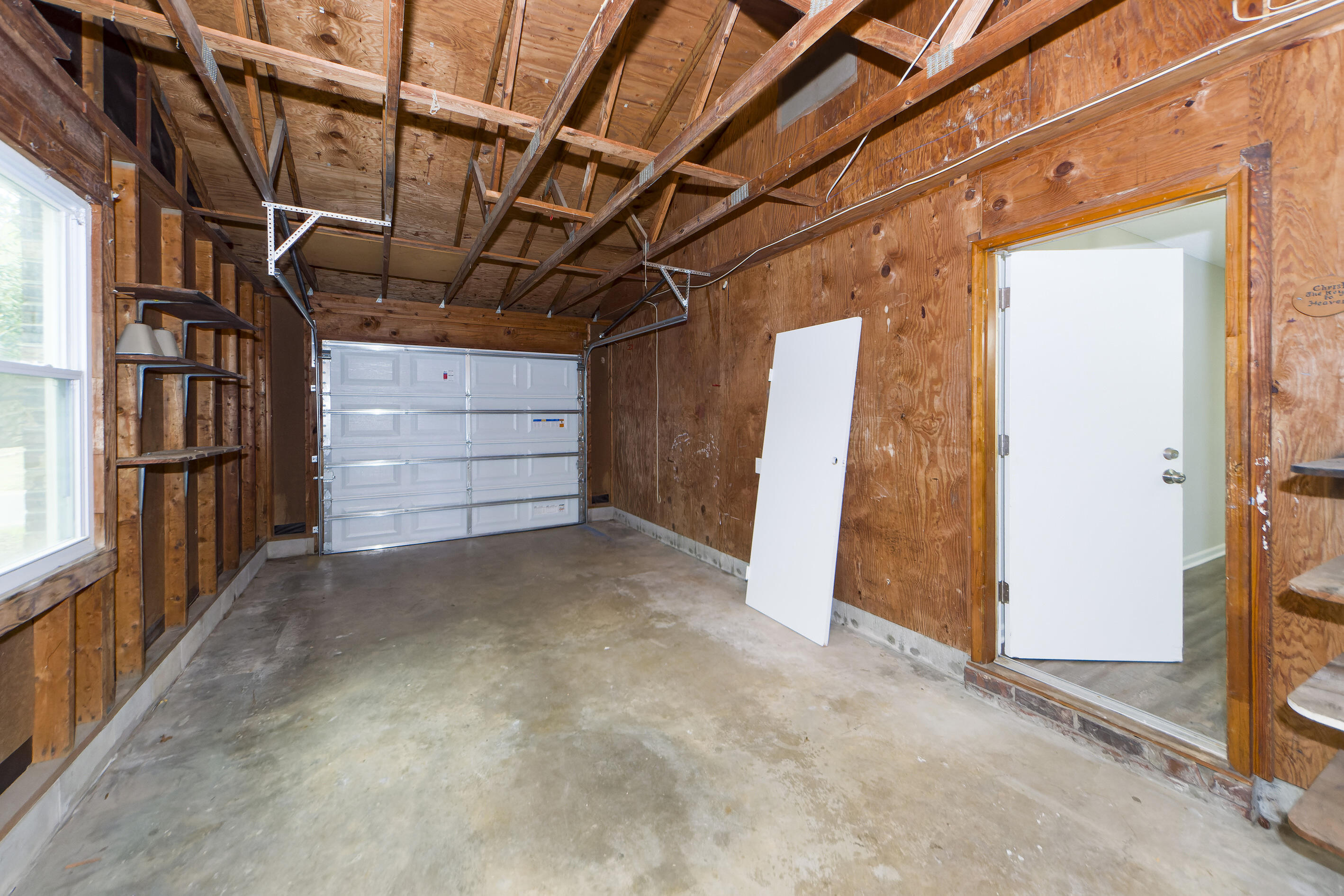 11 Kenilworth Road Goose Creek, SC 29445 - Photo 25 of 32 Garage
