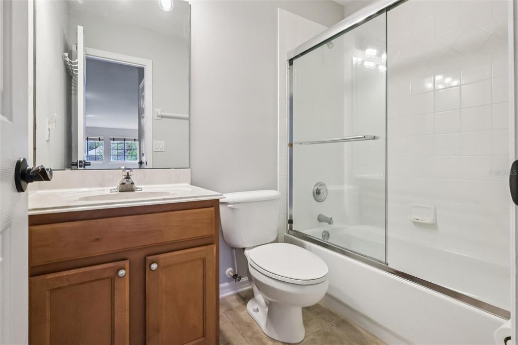 8350 Bowden Way Windermere, FL 34786 - Photo 39 of 45 a bathroom with a toilet sink and shower