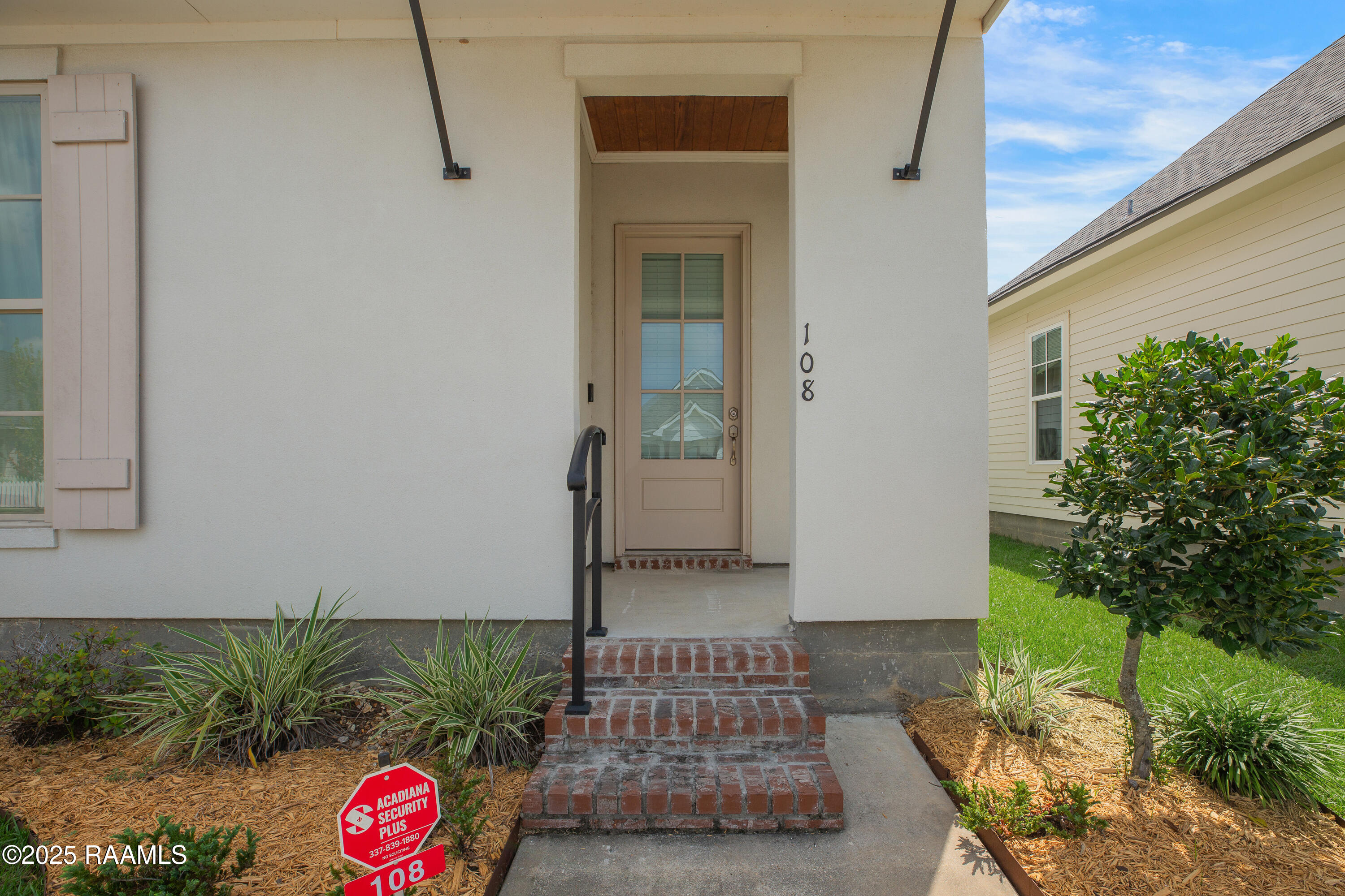 108 Sandstone Avenue Scott, LA 70583 - Photo 3 of 30 108 Sandstone -10