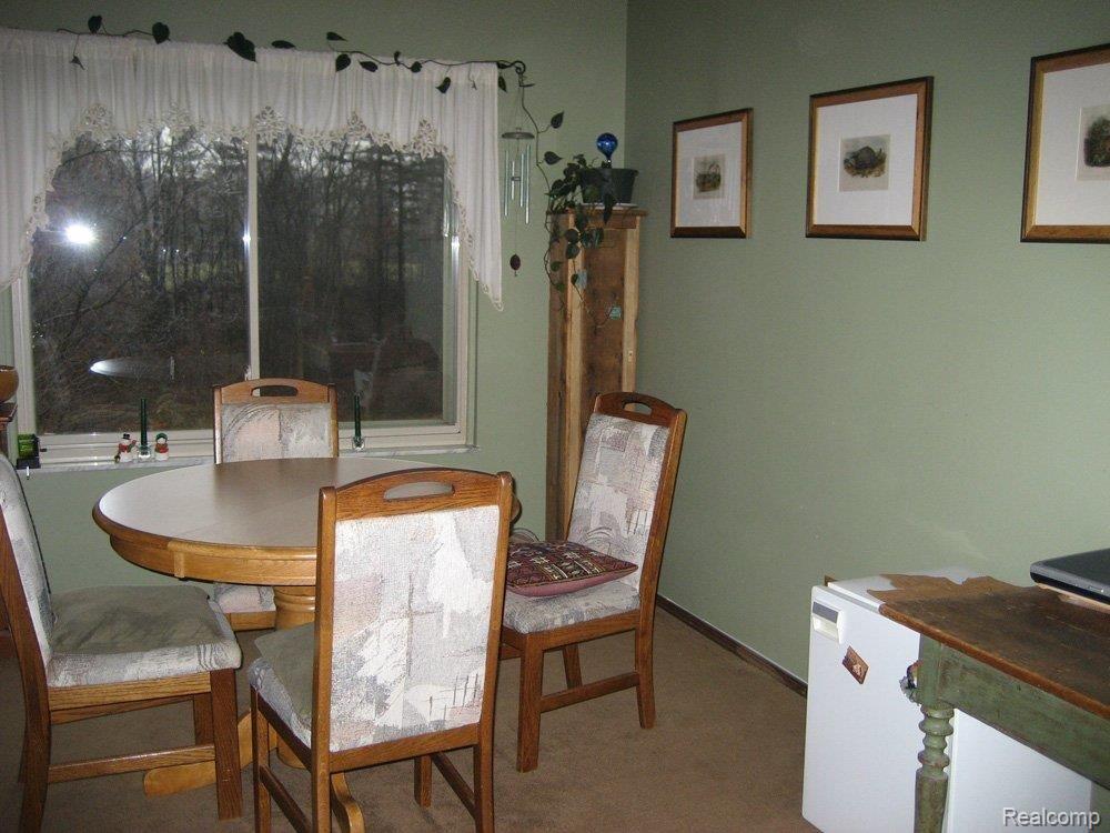 6158 Faussett Road Howell, MI 48855 - Photo 6 of 11 Open Dining Rm Off Living Rm