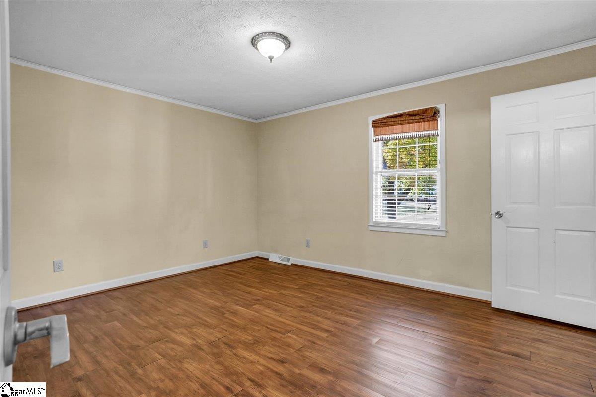 307 Devenger Road Greer, SC 29650 - Photo 6 of 50