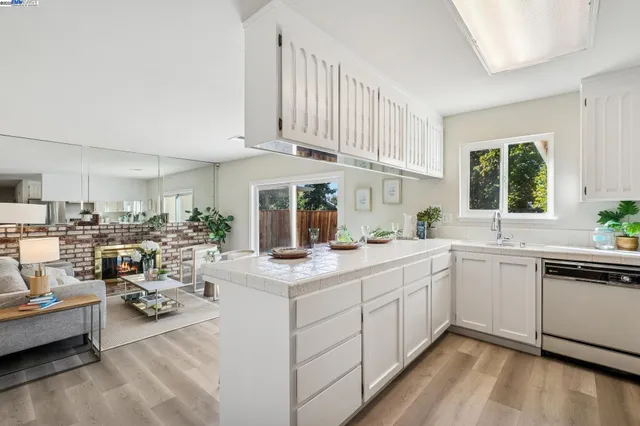 $1,149,888 | 4165 Lo Bue Way, San Jose, CA 95111