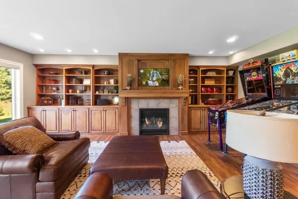 $1,244,125 | 6645 Jerry Ryan Trail, Sun Prairie, WI 53590