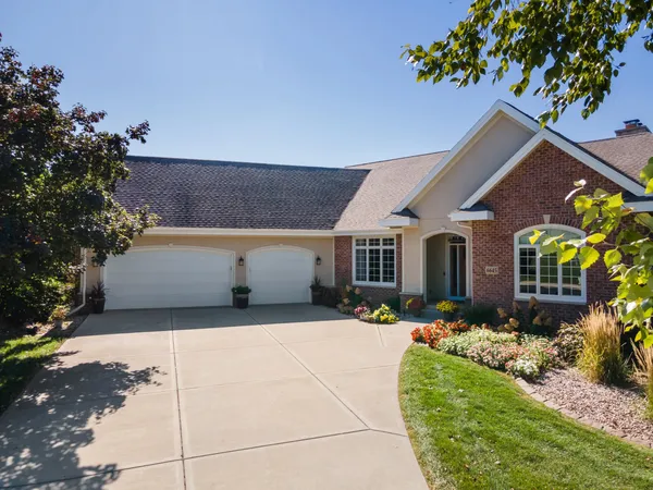 $1,244,125 | 6645 Jerry Ryan Trail, Sun Prairie, WI 53590