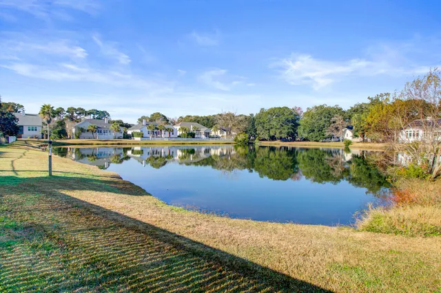 $1,116,000 | 1549 Carolina Jasmine Road, Mount Pleasant, SC 29464