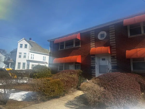 $3,300 | 296 Wood Avenue, Unit 2, Boston, MA 02136