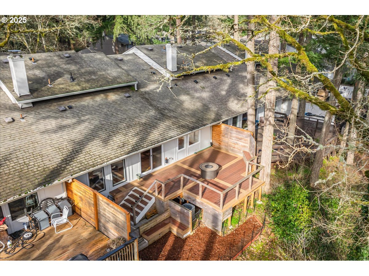 4268 Woodside Circle Lake Oswego, OR 97035 - Photo 33 of 44