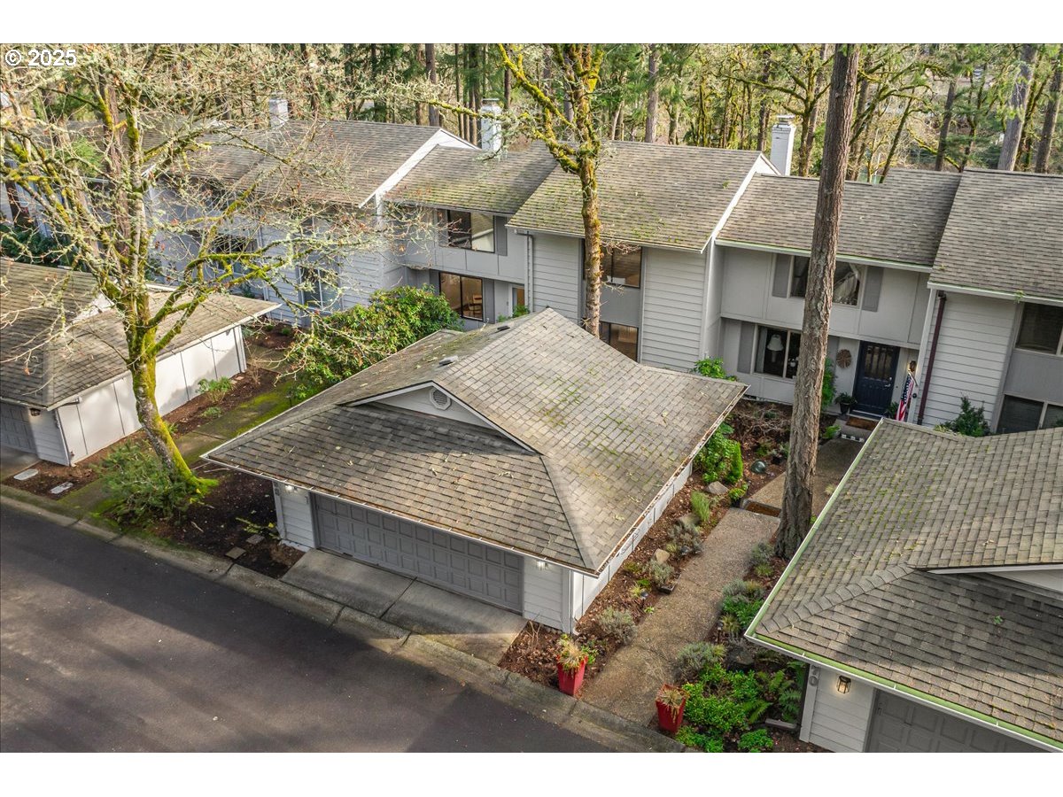4268 Woodside Circle Lake Oswego, OR 97035 - Photo 34 of 44 a aerial view of a house with a yard