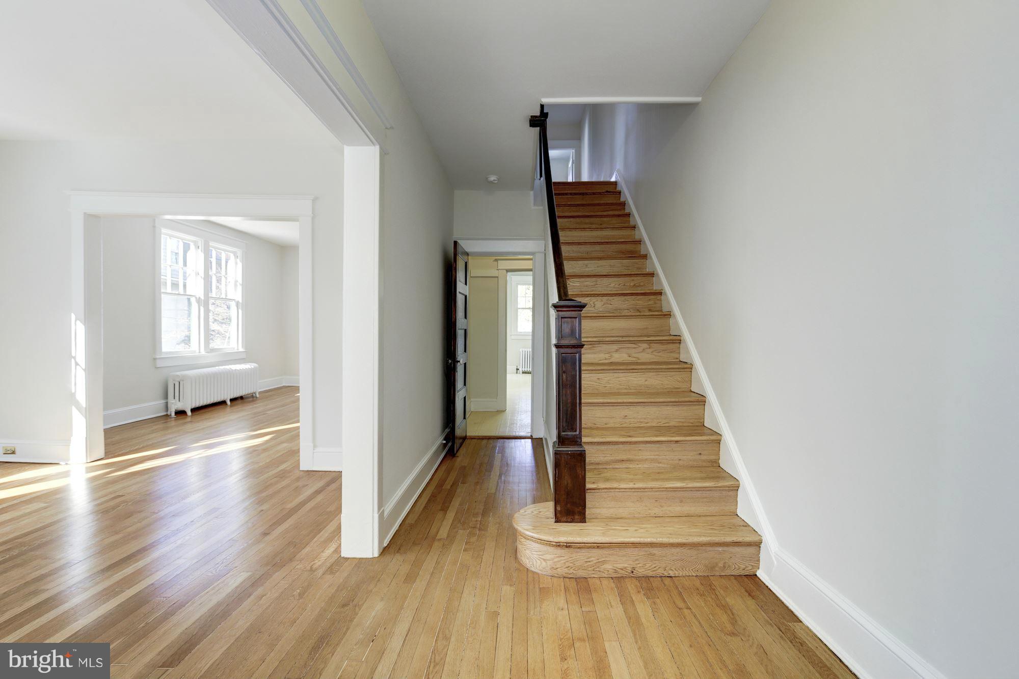 3837 Military Road Northwest Washington, DC 20015 - Photo 6 of 30 Interior (General)