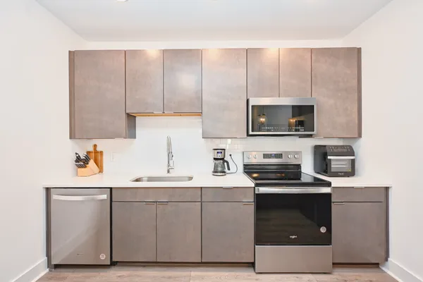 $1,750 | 1613 Marshall Hollow Drive, Unit 203, Nashville, TN 37203