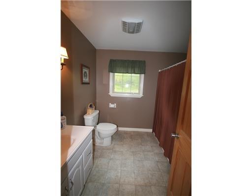 101 Hopkins Pond Road Clifton, ME 04428 - Photo 9 of 25 Master Bath/Spa.