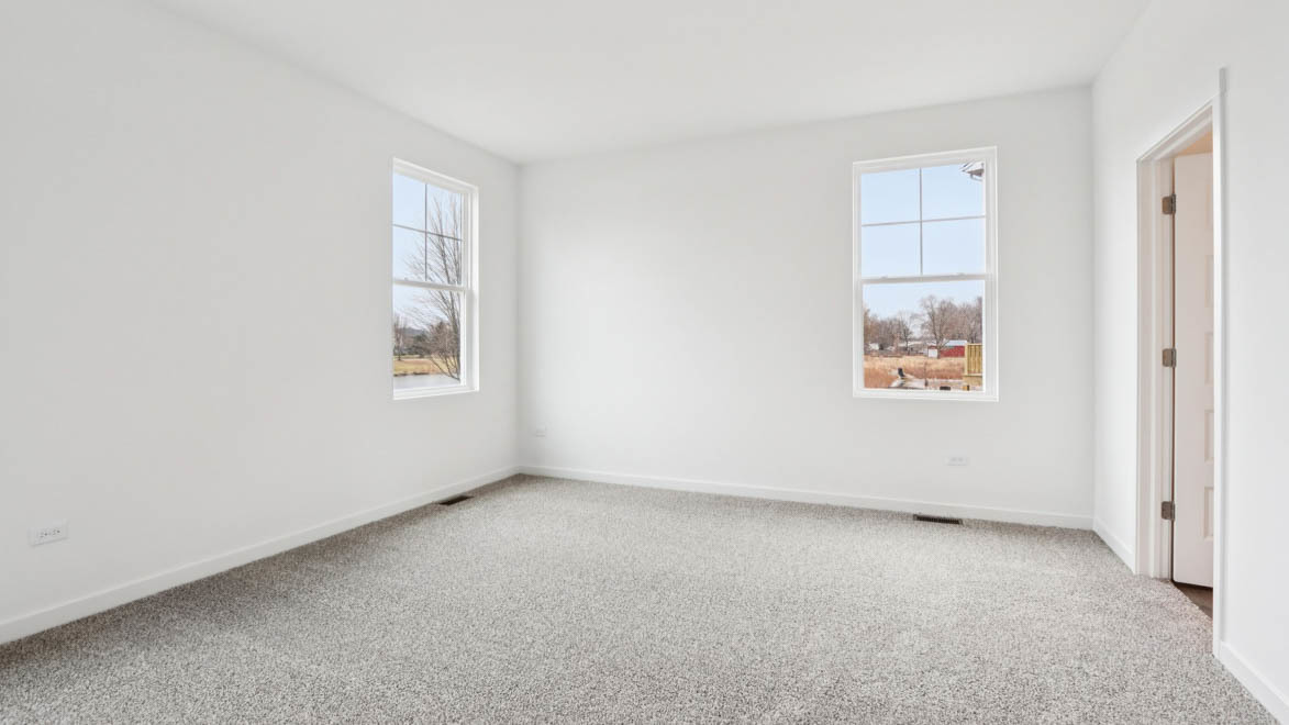 284 Snowdrop Lane Elgin, IL 60124 - Photo 23 of 33 an empty room with windows