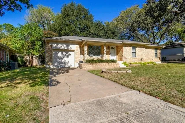 $255,000 | 341 Hurst Drive, Bedford, TX 76022