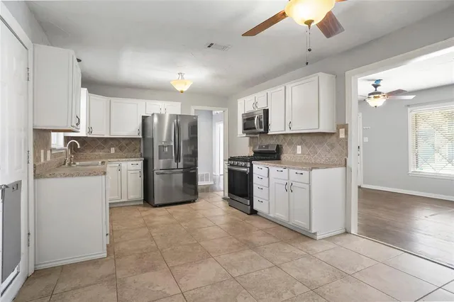 $255,000 | 341 Hurst Drive, Bedford, TX 76022