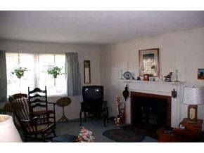 1 Edmunds Road New London, NH 03257 - Photo 3 of 4 Gallery Image 3