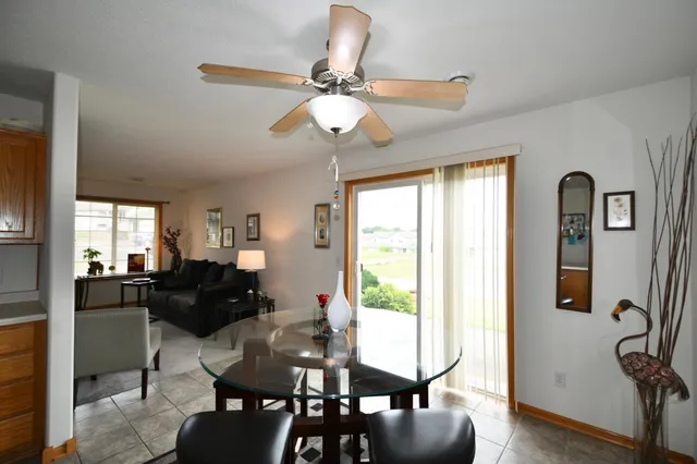 $209,900 | 1024 Amanda Court Southwest, Pine Island, MN 55963