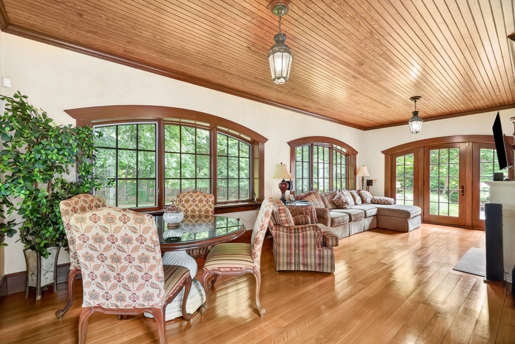 135 Forest Glen Road Longmeadow, MA 01106 - Photo 11 of 42