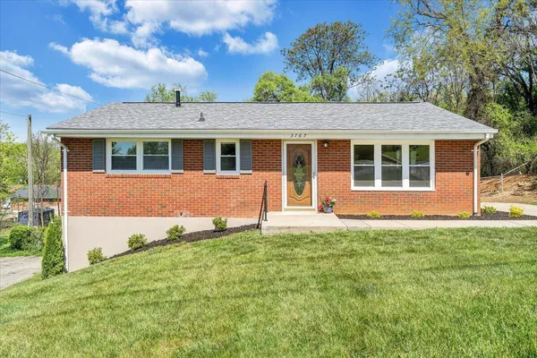 $234,500 | 3767 Norway Avenue Northwest, Roanoke, VA 24017