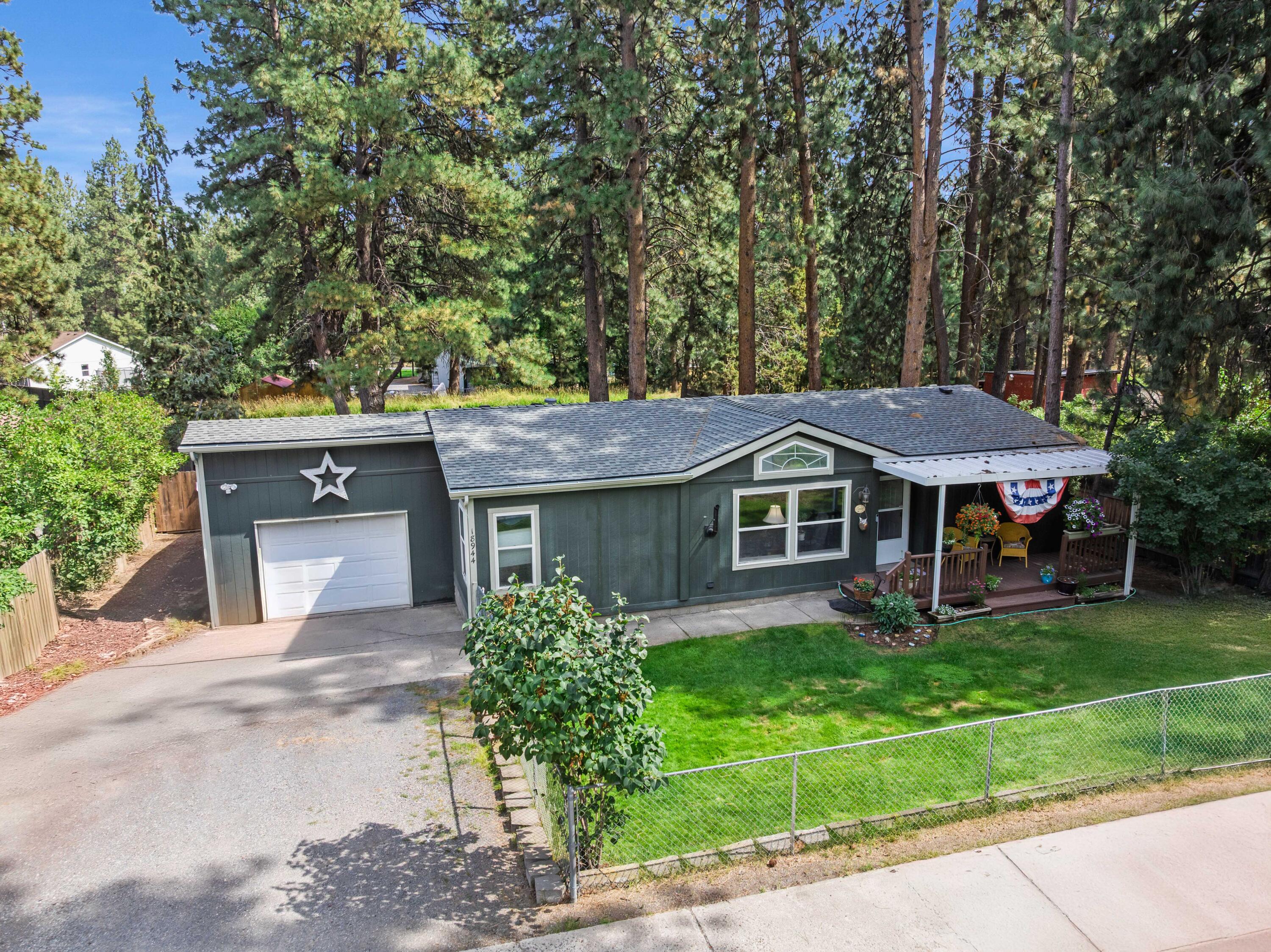 18944 Choctaw Road Bend, OR 97702 - Photo 5 of 50 04A-Drew Media-Edit