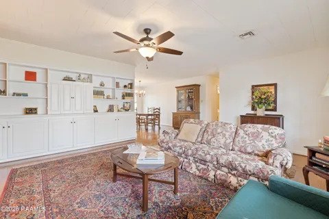 $170,000 | 302 East Magnolia Avenue, Abbeville, LA 70510