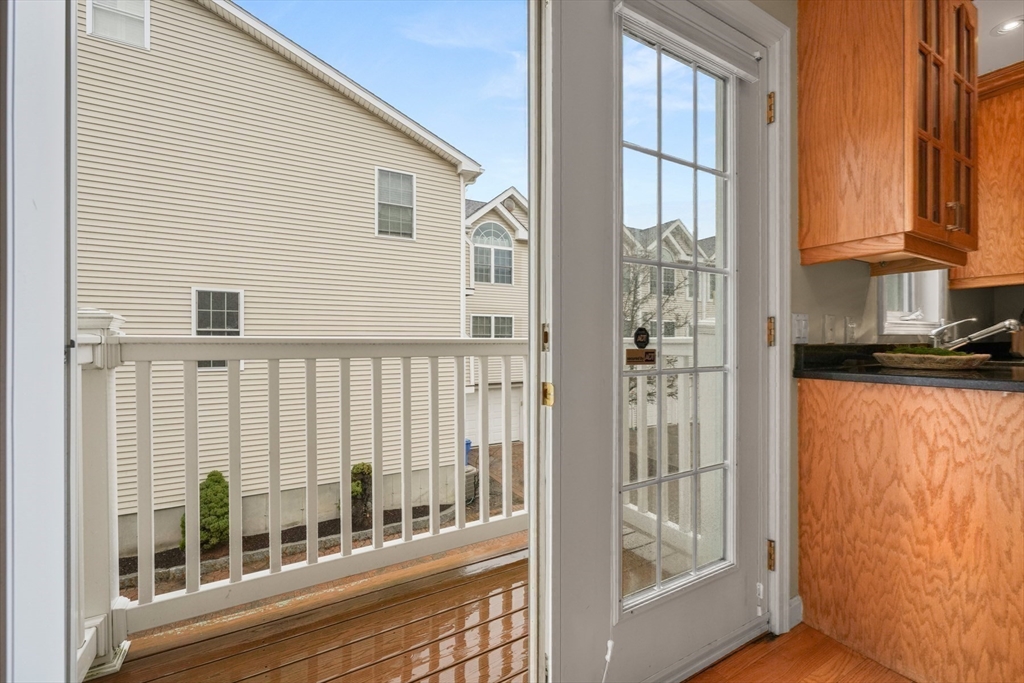 40 Myrtle Street, Unit 9 Waltham, MA 02453 - Photo 8 of 24