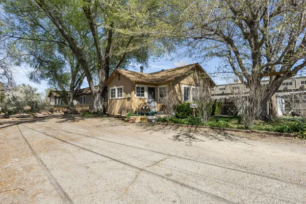 $525,000 | 325 East Pine Street, Bishop, CA 93514