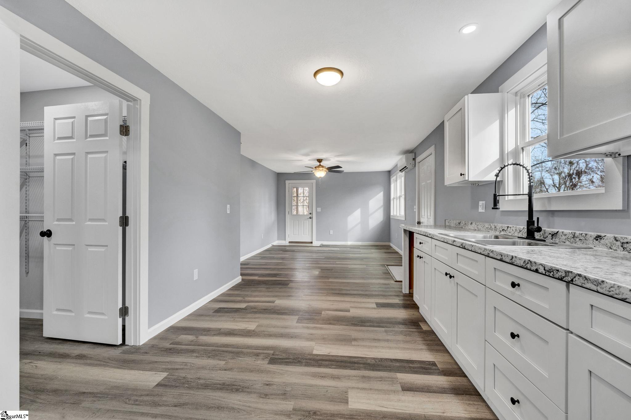 107 Bailey Circle Clinton, SC 29325 - Photo 13 of 32