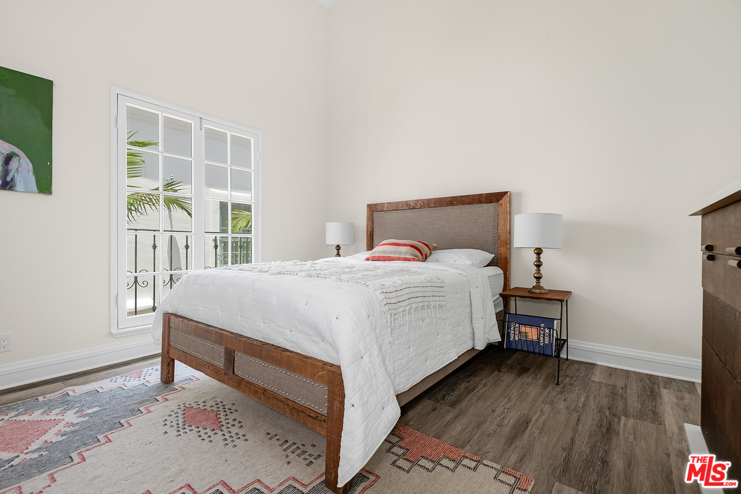 930 20th Street, Unit 4 Santa Monica, CA 90403 - Photo 19 of 27