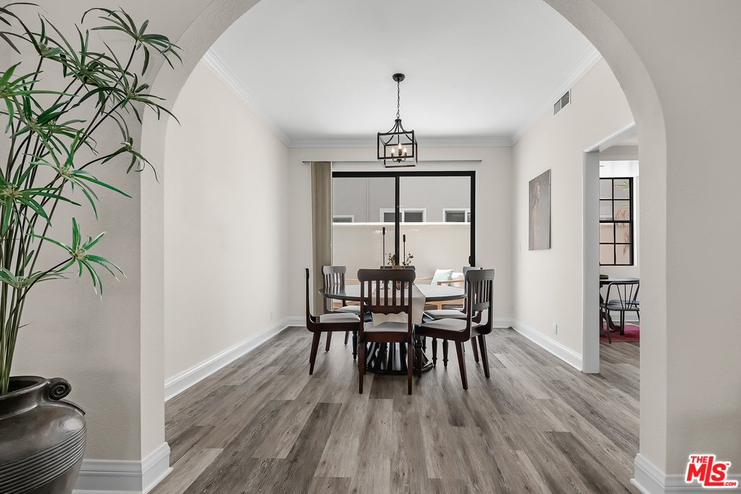 930 20th Street, Unit 4 Santa Monica, CA 90403 - Photo 8 of 27