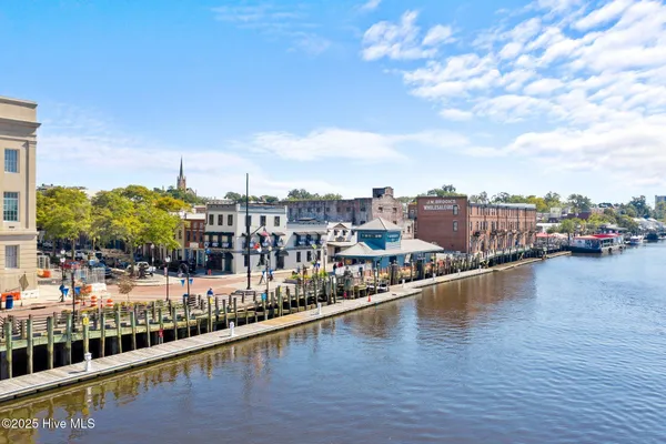 $365,000 | 21 North Front Street, Unit 3B1, Wilmington, NC 28401