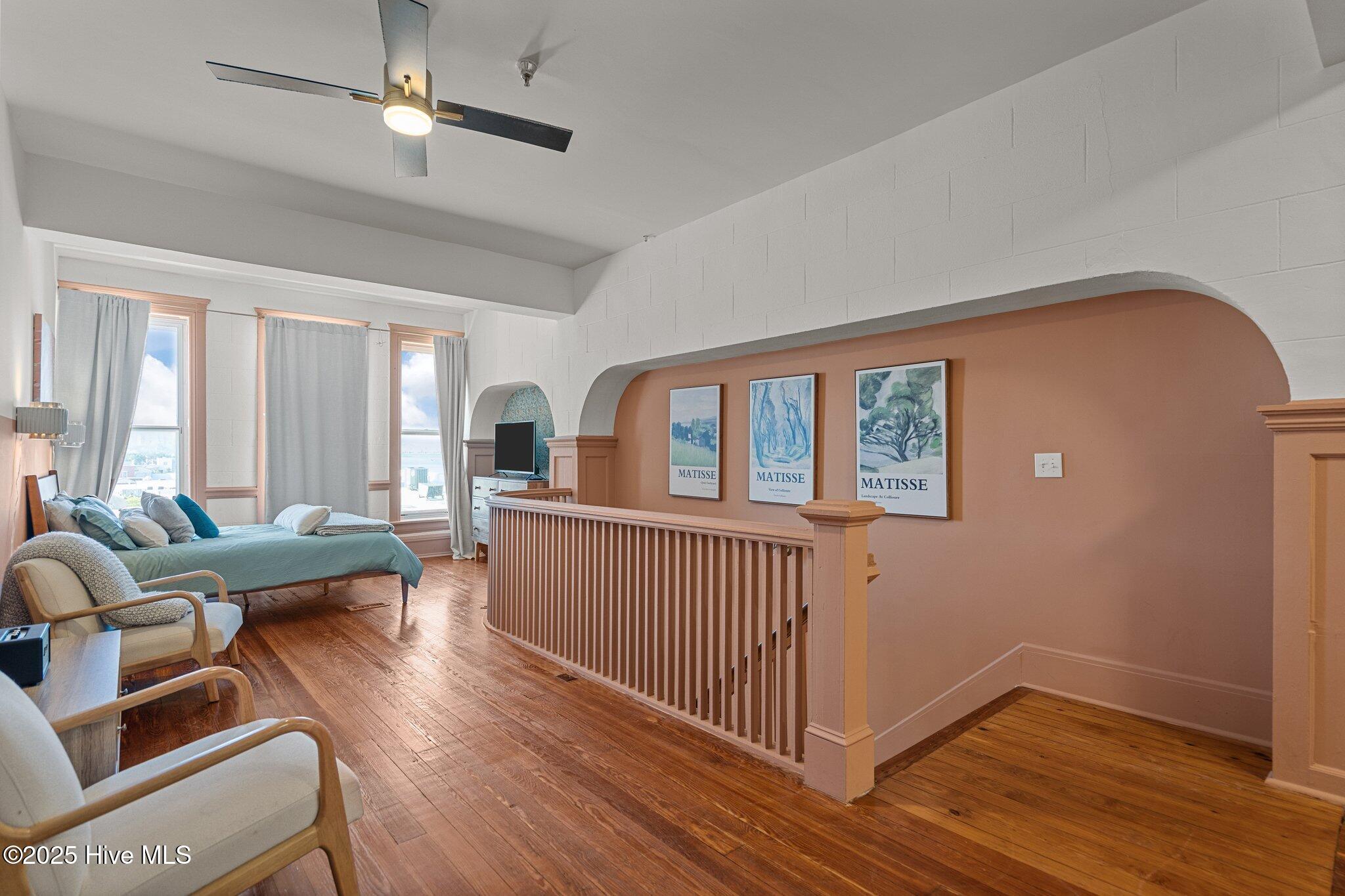 21 North Front Street, Unit 3B1 Wilmington, NC 28401 - Photo 3 of 30 3-top_floor_to_windows