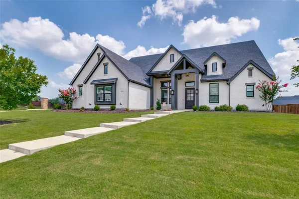 $1,159,000 | 307 Broadmoor Drive, Haslet, TX 76052