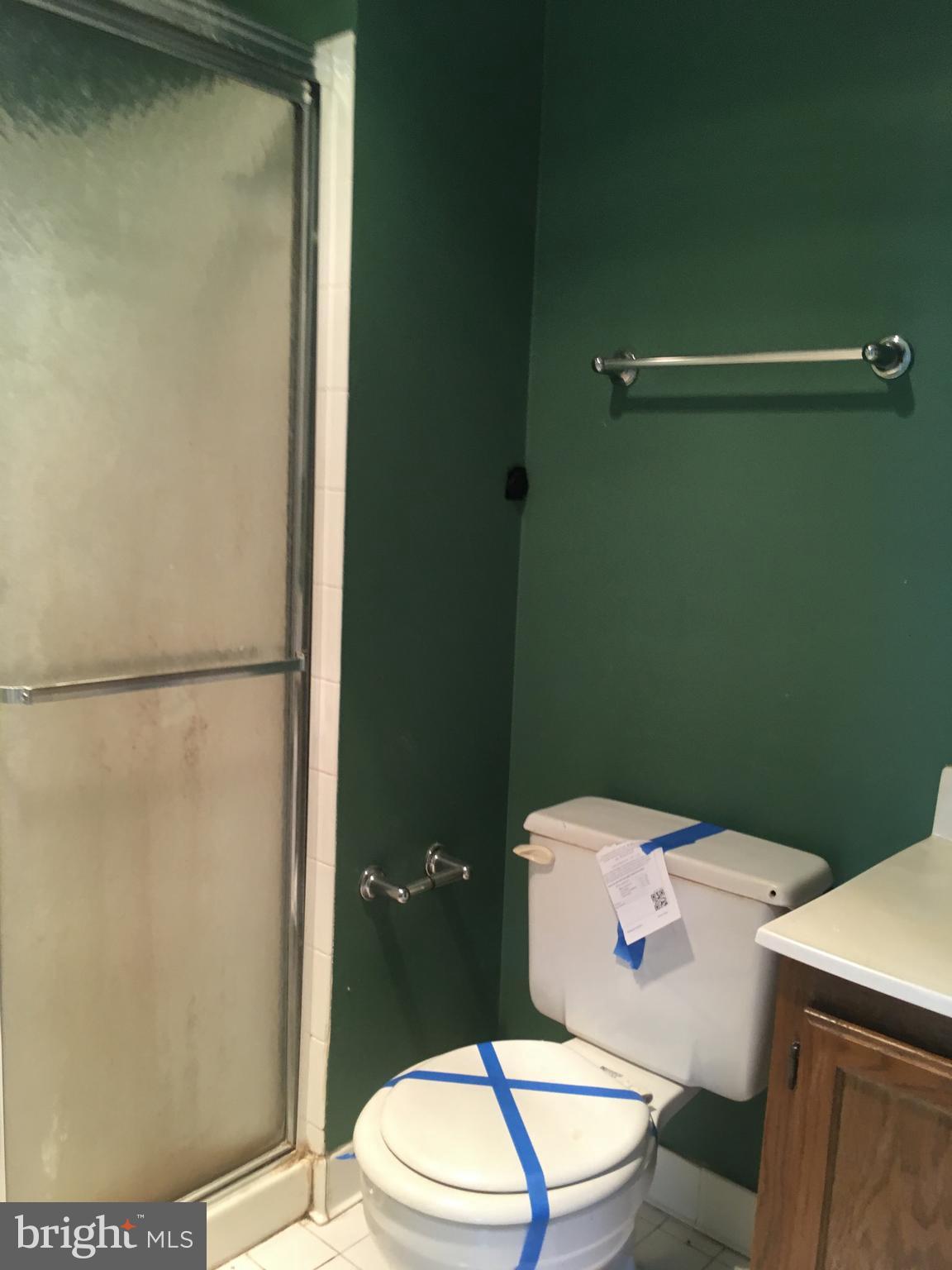 300 Crescendo Way Silver Spring, MD 20901 - Photo 14 of 16 Bath