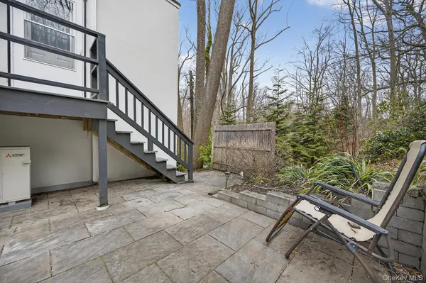 $2,500 | Undisclosed Address, Locust Valley, NY 11560