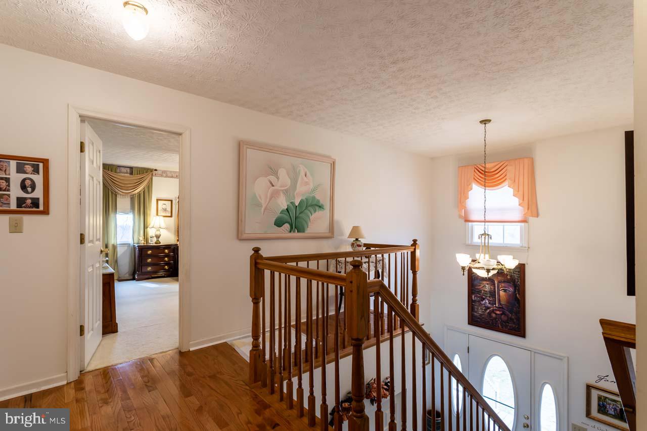 6340 Intervale Road Reva, VA 22735 - Photo 14 of 29 Foyer on upper level.