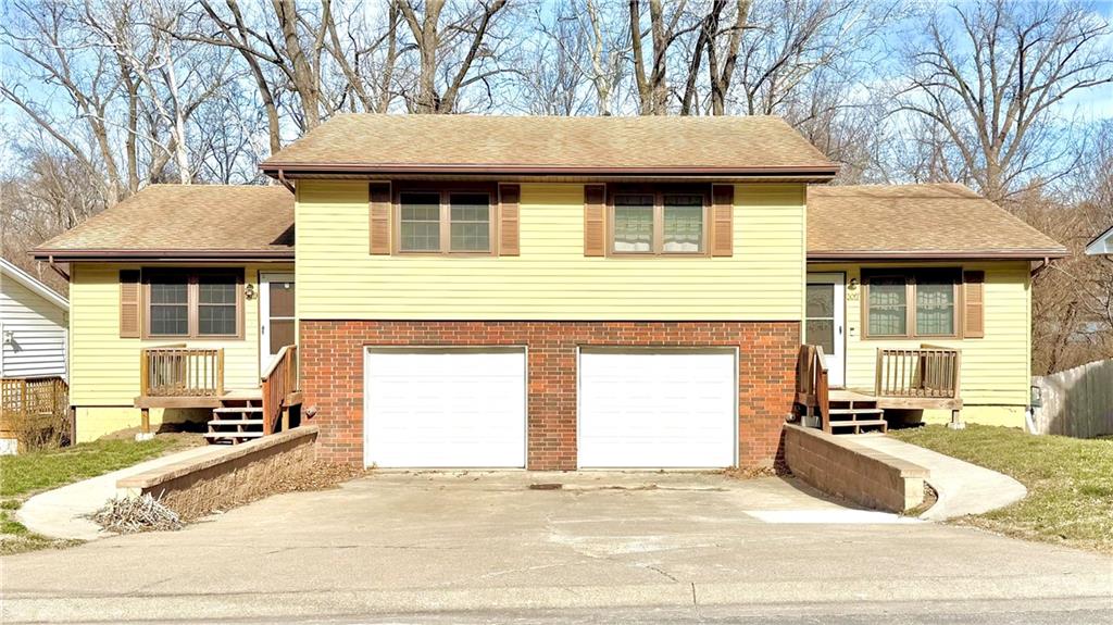 3017 Hampton Road St. Joseph, MO 64505 - Photo 1 of 26