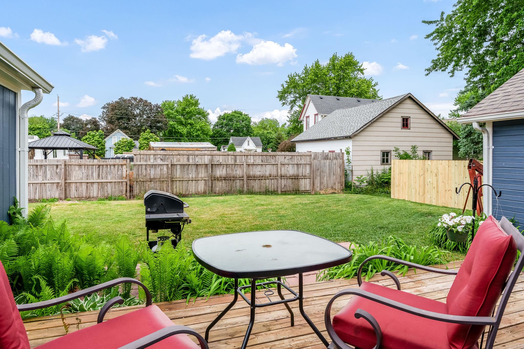 320 East Street Clinton, WI 53525 - Photo 12 of 40