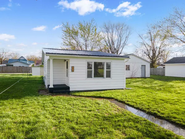 $99,000 | 124 East South Street East, Gas City, IN 46933