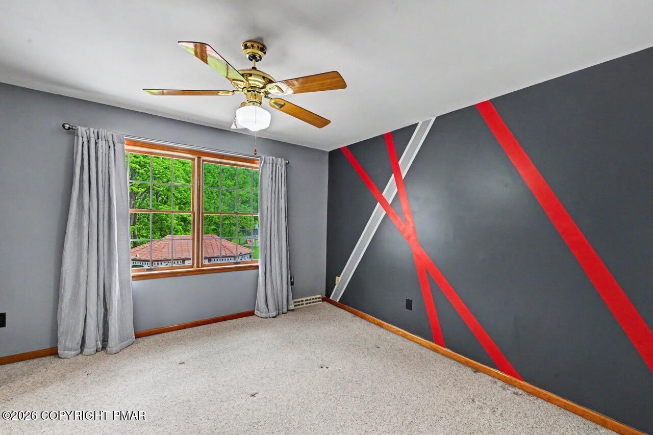 2134 Fox Run Road Stroudsburg, PA 18360 - Photo 53 of 110 2134 Fox Run photo 52