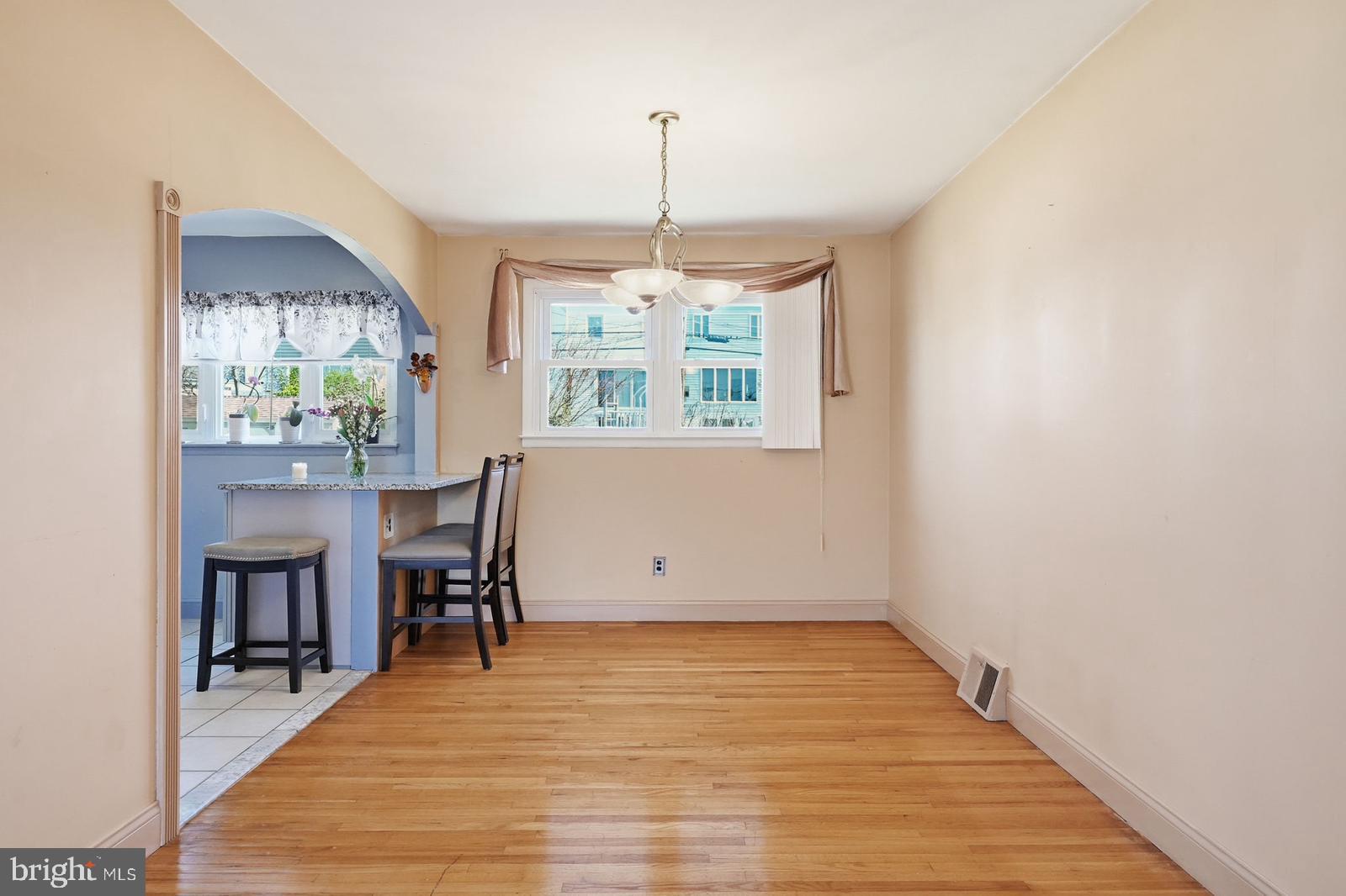 1119 Kent Lane Philadelphia, PA 19115 - Photo 11 of 38