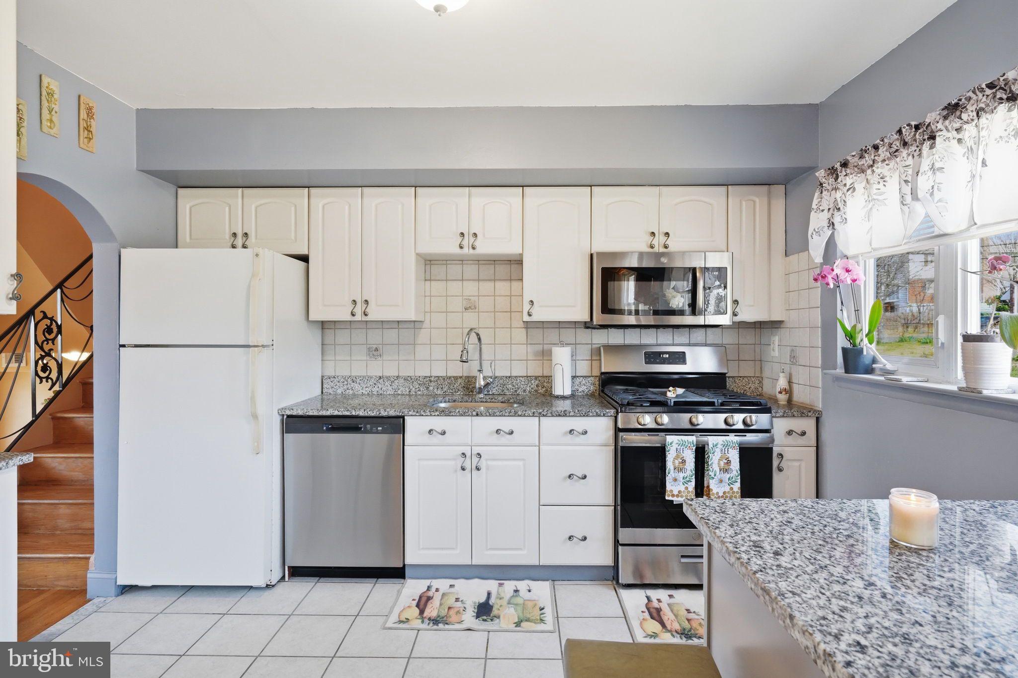 1119 Kent Lane Philadelphia, PA 19115 - Photo 15 of 38