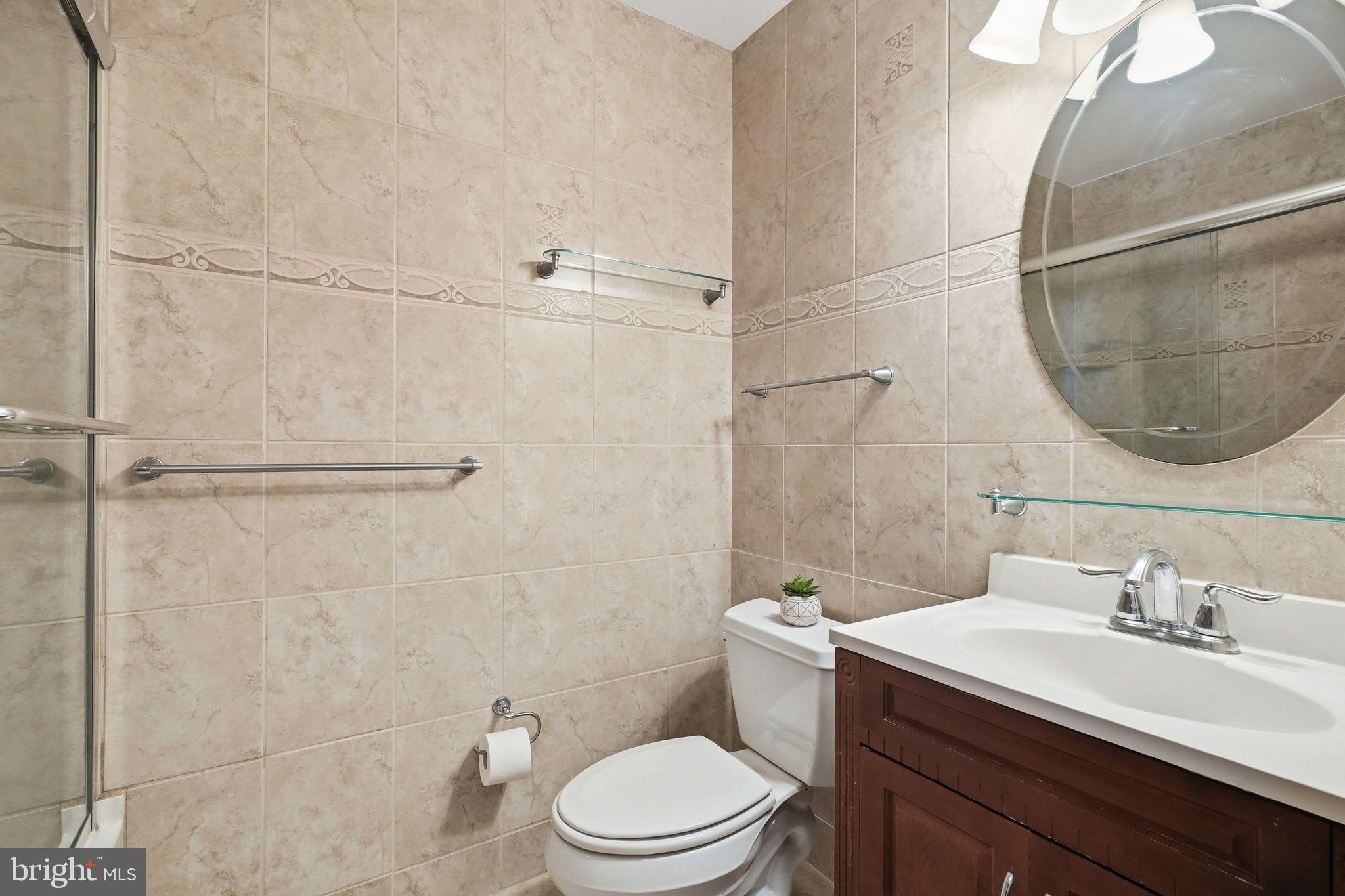 1119 Kent Lane Philadelphia, PA 19115 - Photo 18 of 38