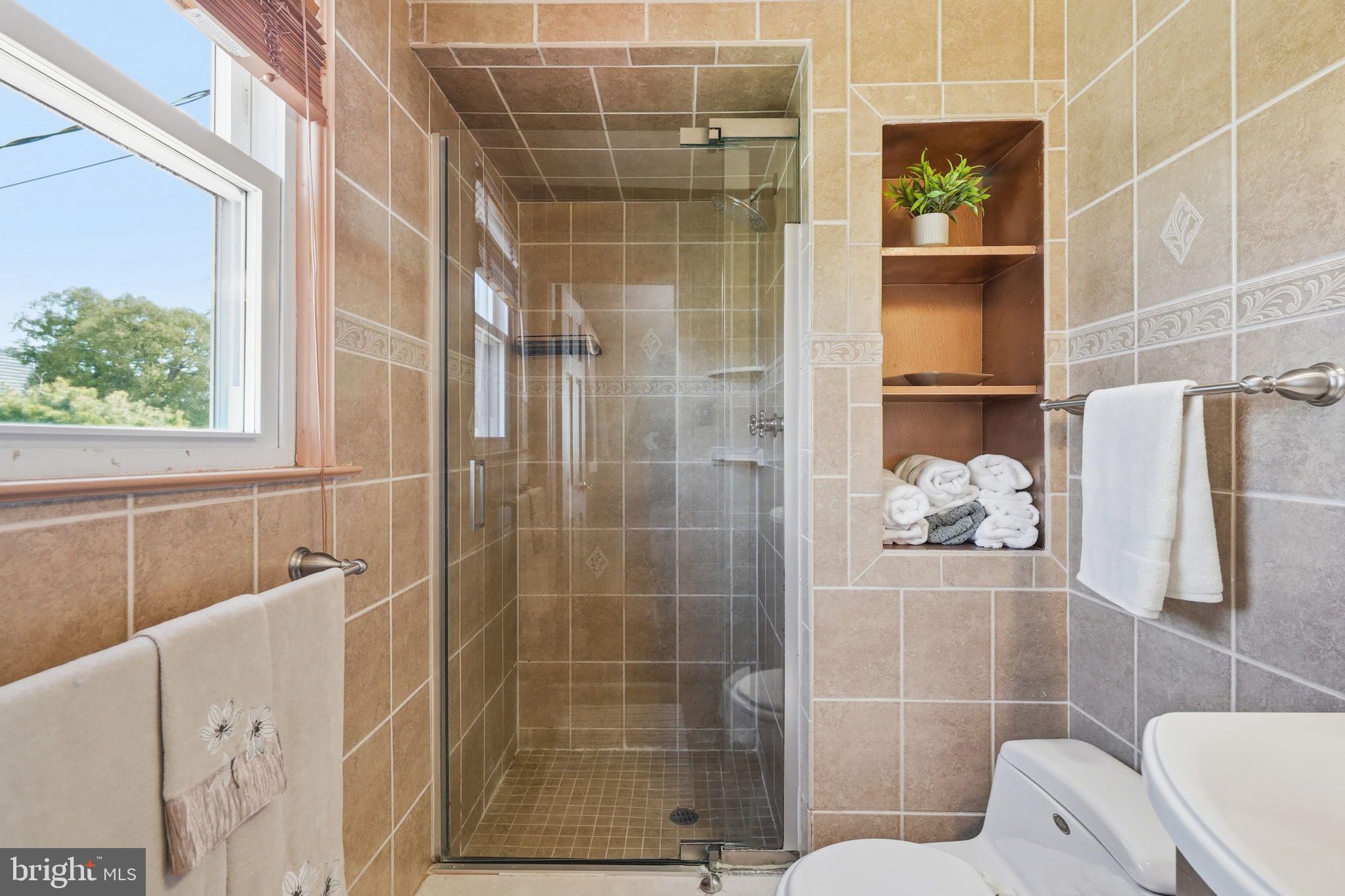1119 Kent Lane Philadelphia, PA 19115 - Photo 19 of 38