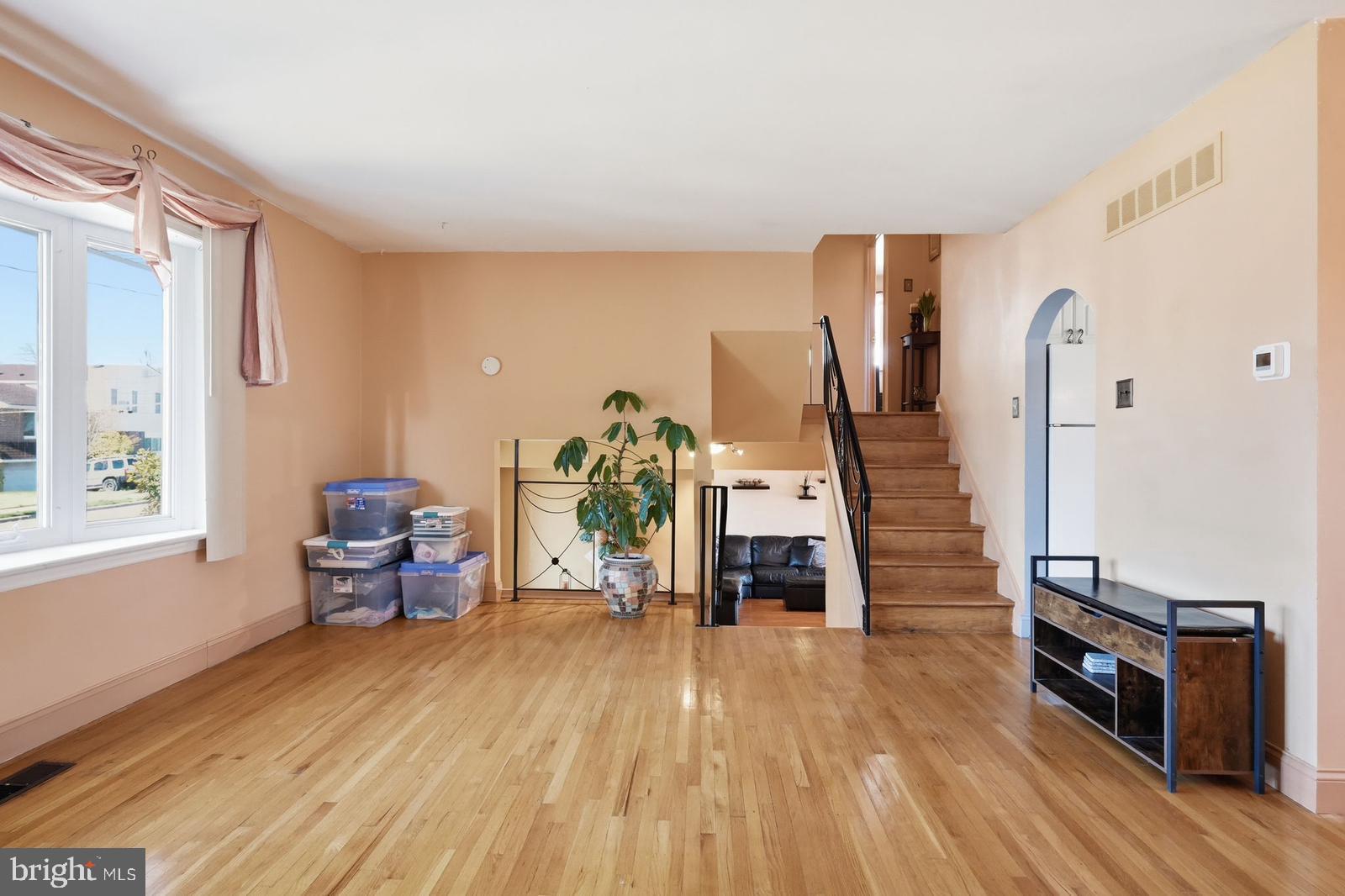 1119 Kent Lane Philadelphia, PA 19115 - Photo 10 of 38