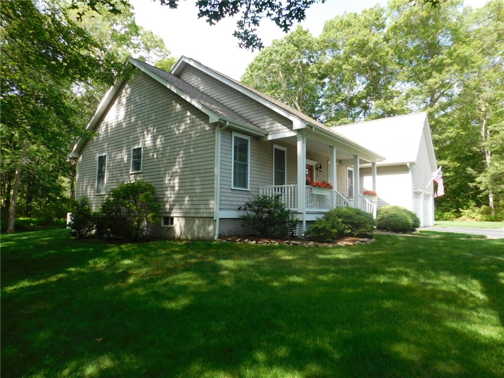 32 Preservation Drive Exeter, RI 02874 - Photo 12 of 47