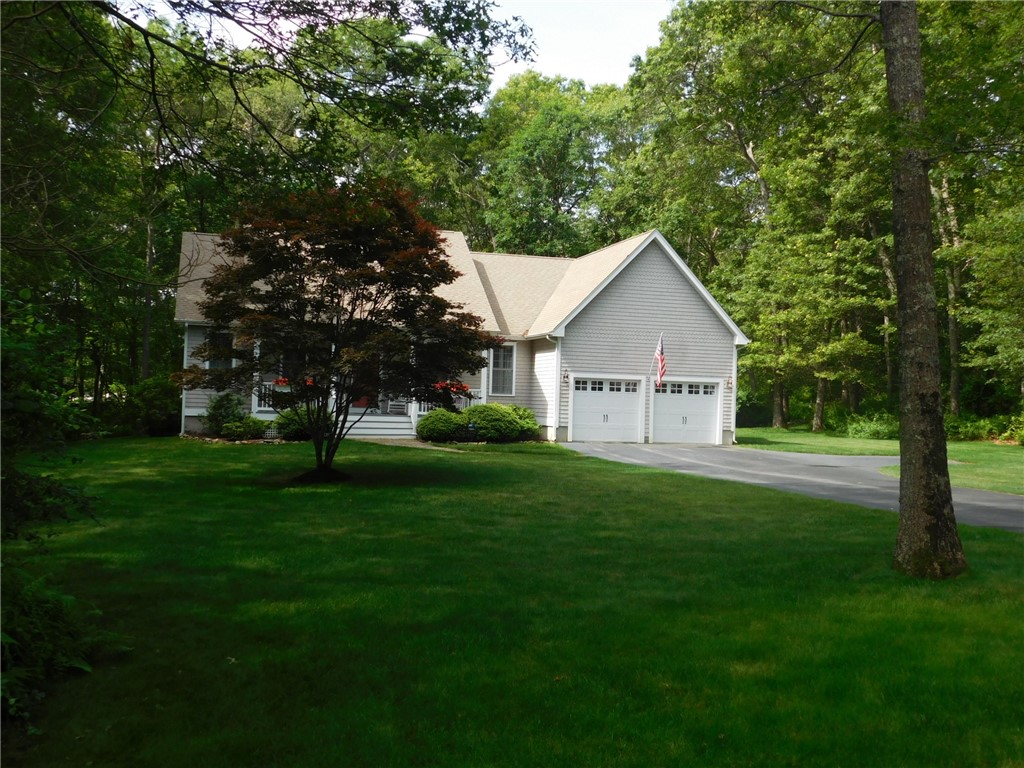 32 Preservation Drive Exeter, RI 02874 - Photo 4 of 47