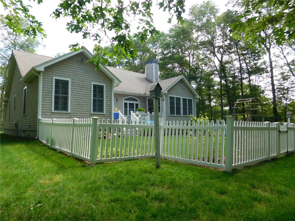 32 Preservation Drive Exeter, RI 02874 - Photo 9 of 47