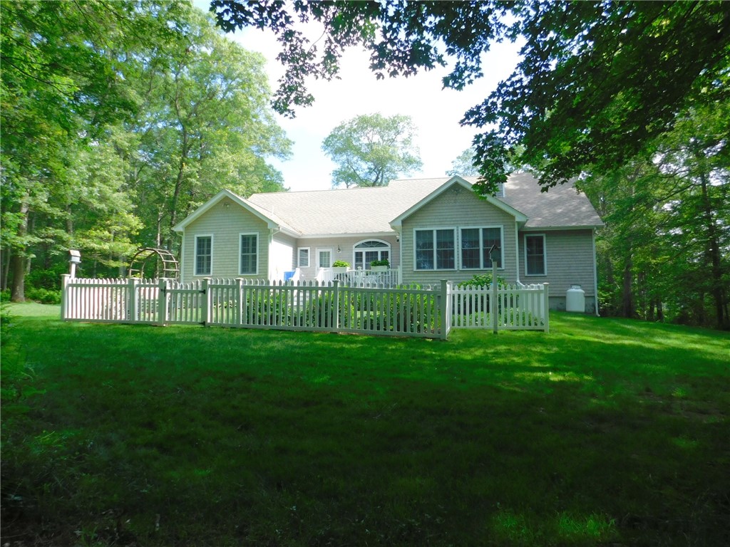 32 Preservation Drive Exeter, RI 02874 - Photo 10 of 47