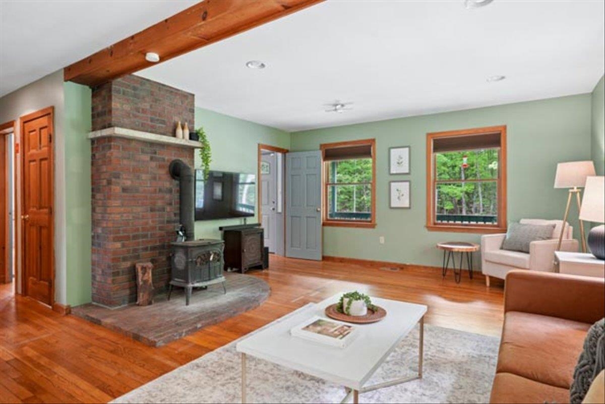 140 North Road Deerfield, NH 03037 - Photo 19 of 52