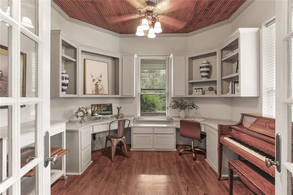 1751 Spring Mountain Road Cross Roads, TX 76227 - Photo 15 of 40